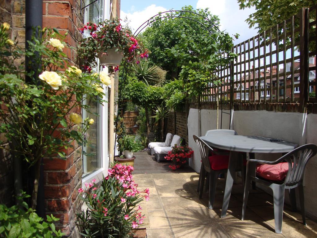 Londonhomegardens Exterior photo
